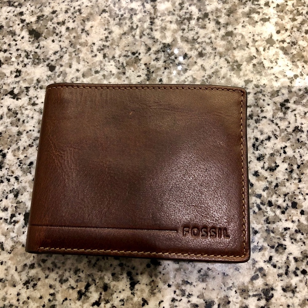 NWT Men’s Fossil Wallet